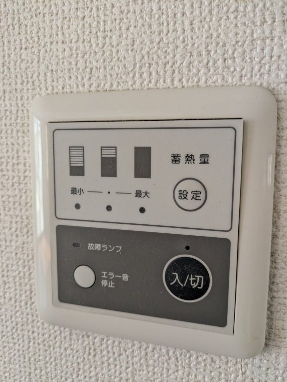 基礎断熱と床下の蓄熱暖房を組み合わせた「あったかハイム」。冬場の居室と廊下・水回りの温度差によるヒートショックの対策に有効です