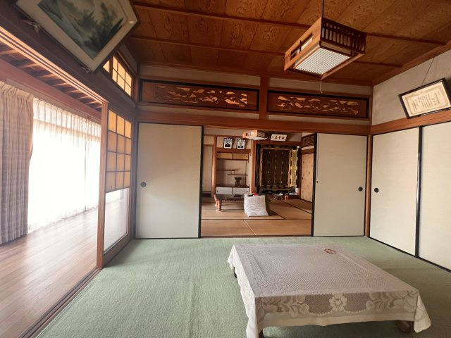※解体予定ですが、南側家屋内の和室です！きれいに使用されております！