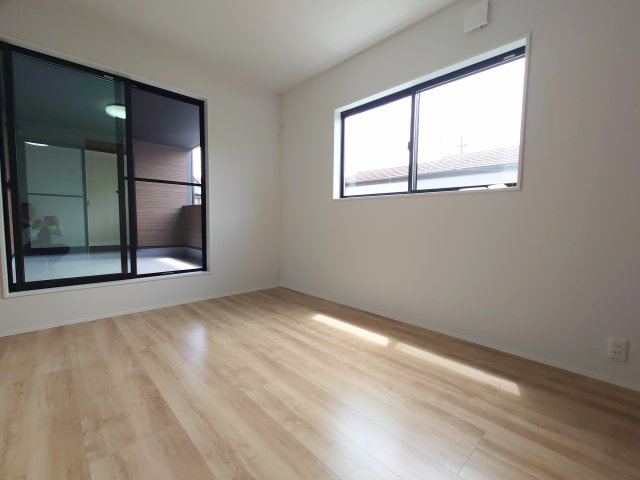 2部屋がインナーバルコニーでつながっているので、小さなお子様が喜びそうな仕様です！