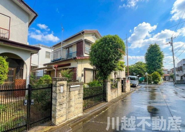 前面道路含む現地写真です