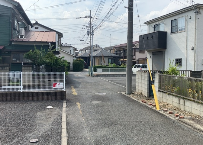 桜や紅葉の名所に出かける人は多いと思いますが、家にいながら季節の移ろいを感じる生活を送りませんか？リビングや窓から見える景色が生活を彩るワンポイントに！現地から見える景色を堪能してみては如何でしょう。