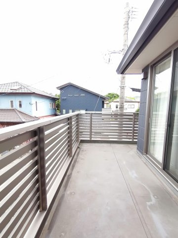 広々としたバルコニーです