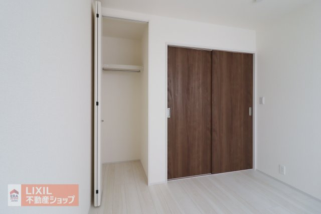 バルコニーからの眺望です。バルコニーで青空をあおぐひと時は、暮らしのちょっとしたスパイスです。