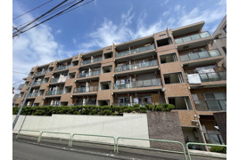 江古田第3ローヤルコーポの外観