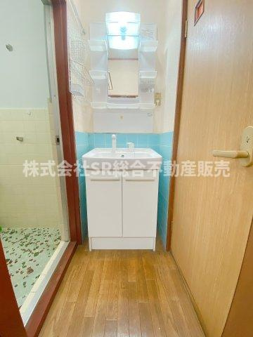 脱衣スペースは一応あります。