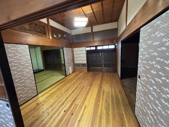 畳のお部屋へもスムーズに繋がる快適動線。