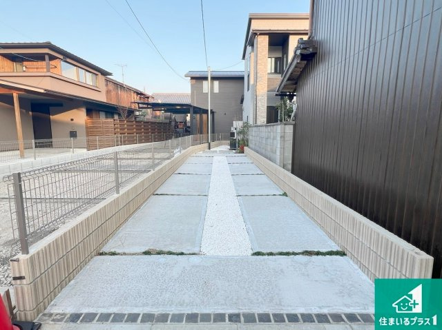 駐車スペース！散水栓があるので、こまめに愛車を洗えます！