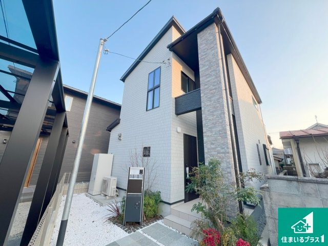 外観：325000104013