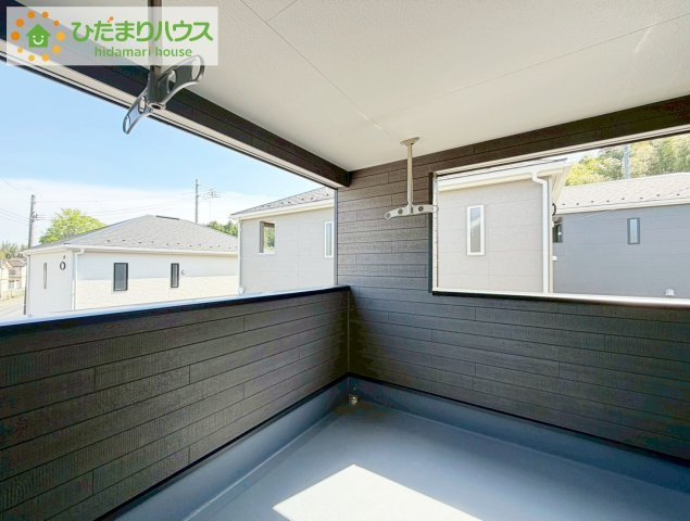バルコニーに面した明るい寝室☆彡