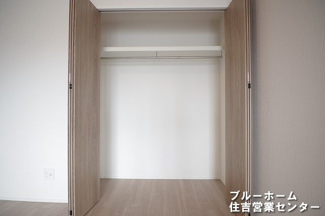 洋室にある収納です！