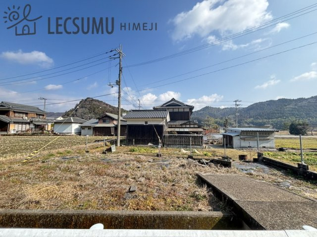 外観：328000605753