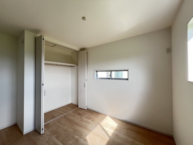子供部屋にぴったり洋室5.2帖　クローゼット付き