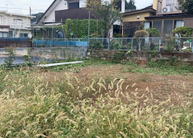 家を建てる前提で土地を探している場合、地盤の丈夫さは譲れない条件の一つです。地盤が脆弱だと追加工事が必要となります。また、過去に地盤沈下や液状化現象を起こした土地は、できるだけ避けた方がいいでしょう。