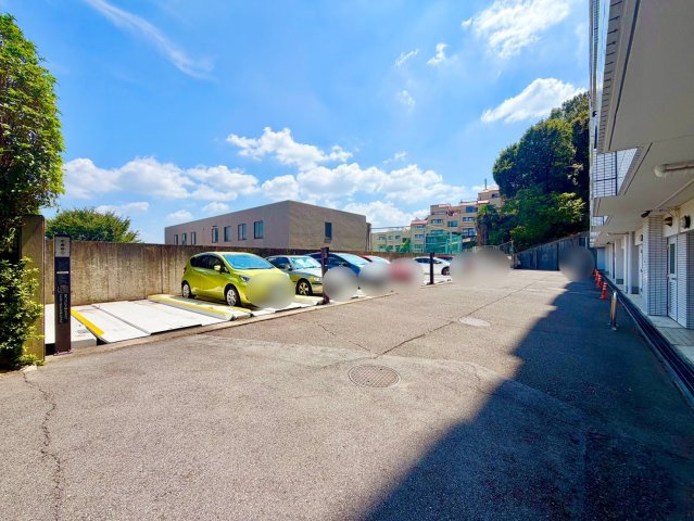 駐車場？