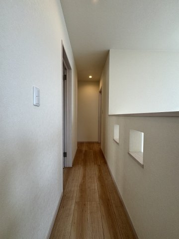 シンプルなテイストが家具を選びません。