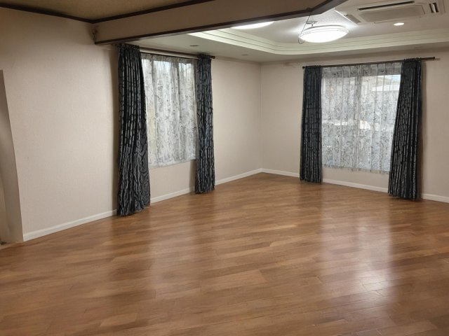 ※家具等はAIで消しています。