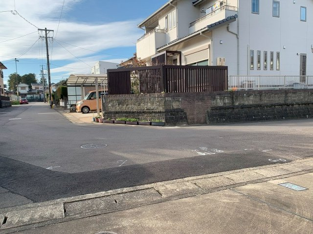 前面道路含む現地写真