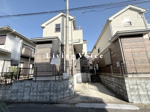 伊勢原市高森台1丁目　中古一戸建て