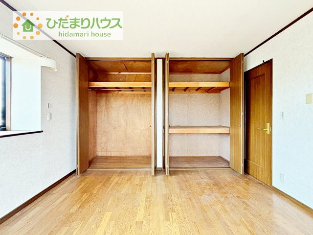 お洋服の多い女性に人気！収納力の高いクローゼット付き☆彡