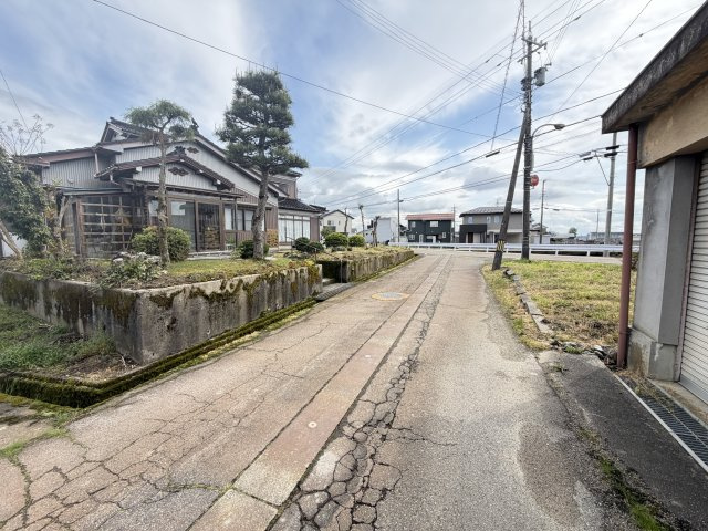 前面道路融雪つき