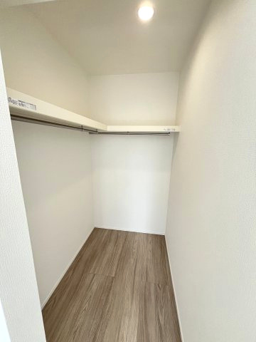 現地写真。ウォークインクローゼットです。