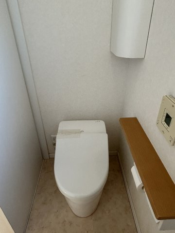 1階トイレの写真です。