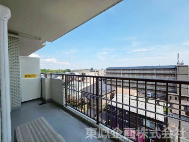 南側バルコニーで日当たり良好！