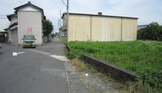北側道路　東方向