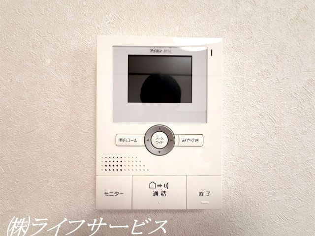 ＴＶモニター付インターホンで来客時も安心！