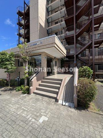 学区：大原小学校まで徒歩3分とお子さまも安心して通学できますよ☆　＼お問い合わせは「湘南シーズン」まで／　