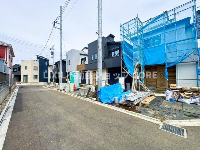 パパとママが大切なお子様をいつも身近に感じられる安心の子育て環境の立地になります。