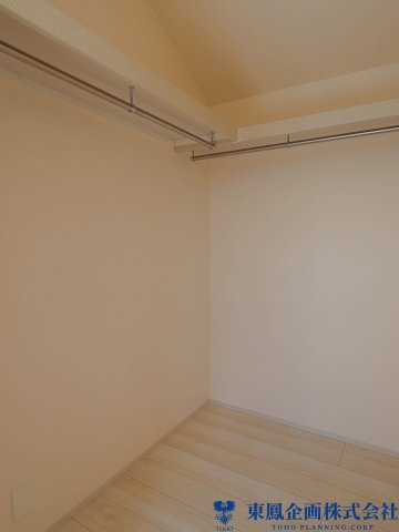 成長とともに増えていく荷物もしっかり収納できるウォークインクローゼット付き