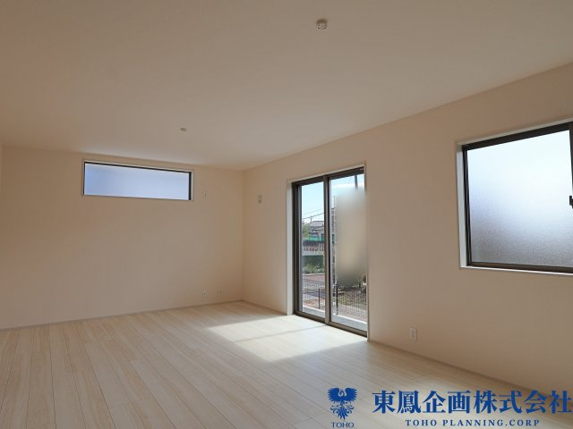 ワンフロアで、家族が自然と集まる心地よい空間