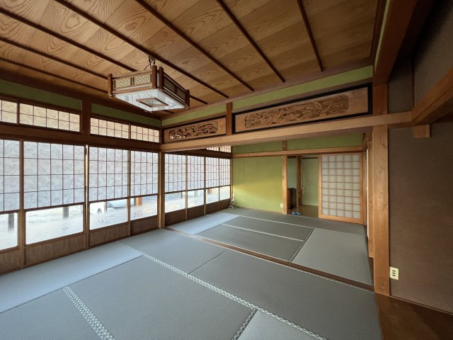 玄関横和室