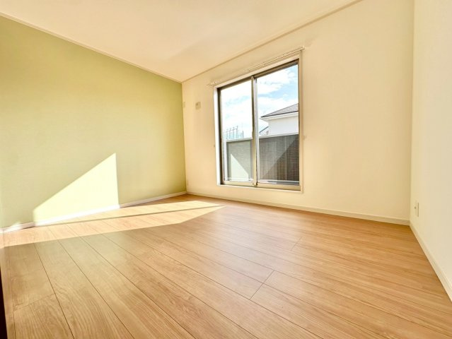 全居室6帖以上の広々とした住まいです！