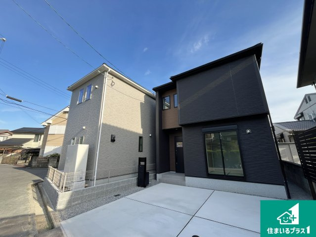 周辺は落ち着いた街並みの住宅地！子育てがしやすい住環境です！気になることがありましたら、お気軽にお問い合わせください！　