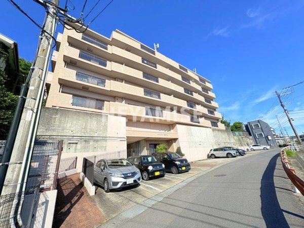 【ビバシティ西坂の丘の外観】