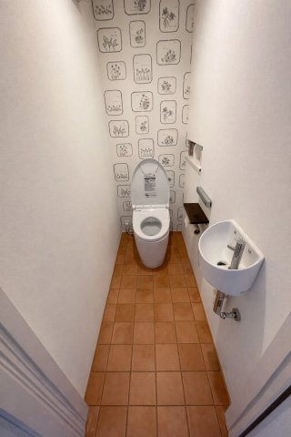 清潔感のあるトイレです