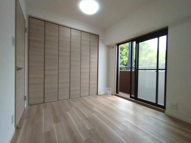 バルコニーに面しており採光面も◎