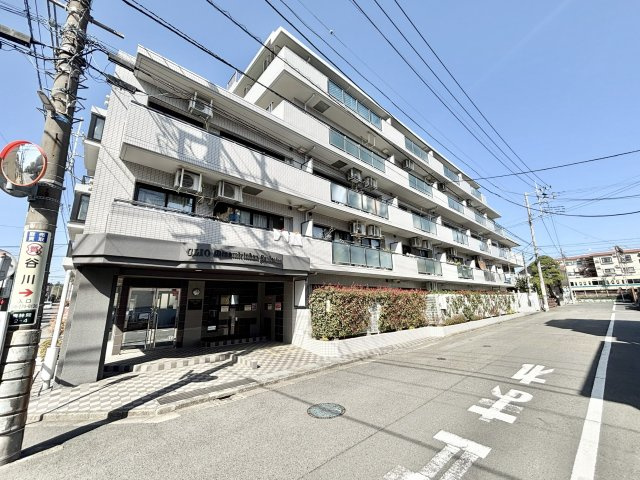 お子さま連れの方も大歓迎！チャイルドシートもご用意しています！ご希望の方はお申し付け下さい。