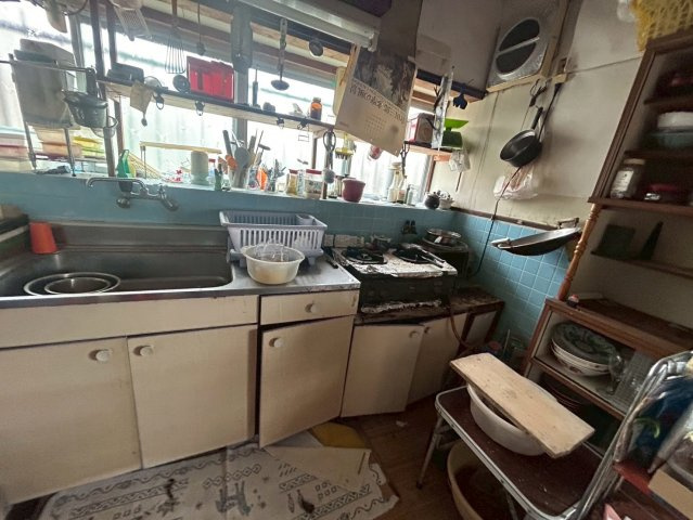 一面窓で明るいキッチン