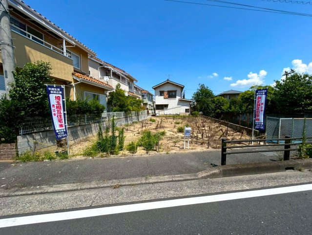 当社施工作品例　一級建築士による無料の間取り作成も承ります。　当社施工現場、ショールームもあり。お気軽にお問い合わせください。
