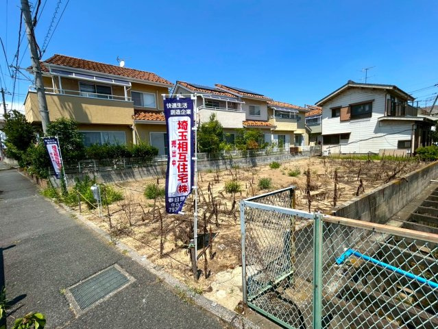 当社施工作品例　一級建築士による無料の間取り作成も承ります。　当社施工現場、ショールームもあり。お気軽にお問い合わせください。