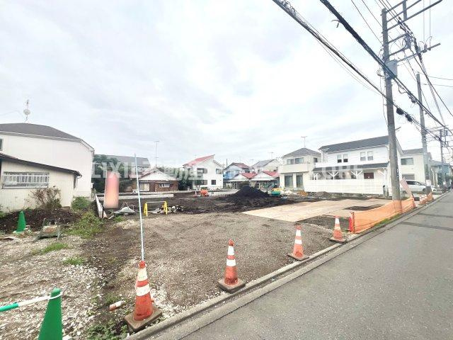 ご見学の際にはご自宅はもちろん、駅やご指定頂いた場所まで無料でお迎えに伺います。