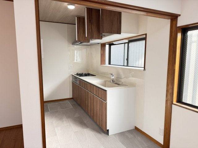 ～新規交換済のシステムキッチン～