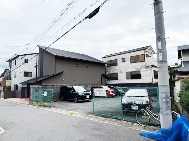 西側から東に向いて撮影