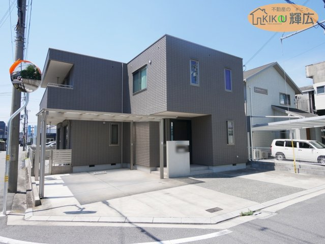 外観：328000479215