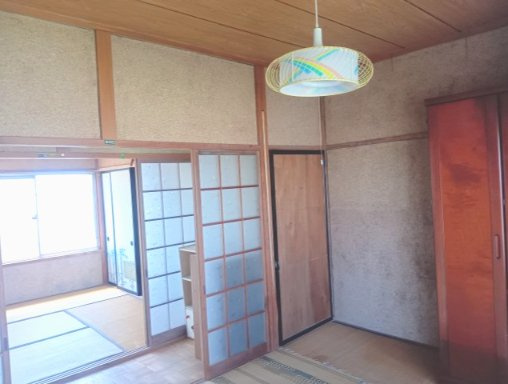2階和室2室を開放すれば、通風良好です！