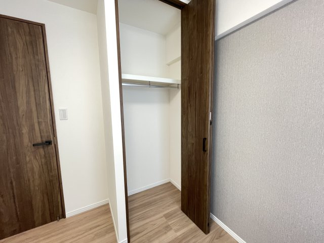各居室に収納がついており、家族で使い分けしやすくなっています。　