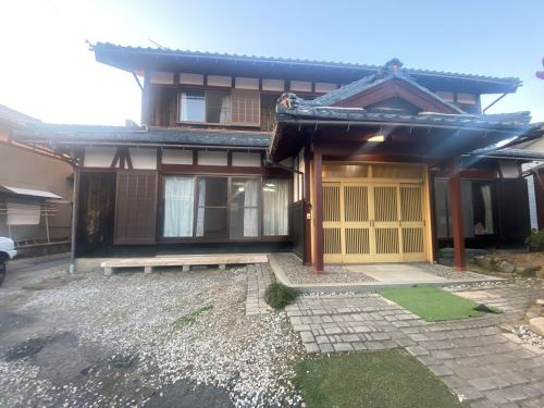 外観：325000106952